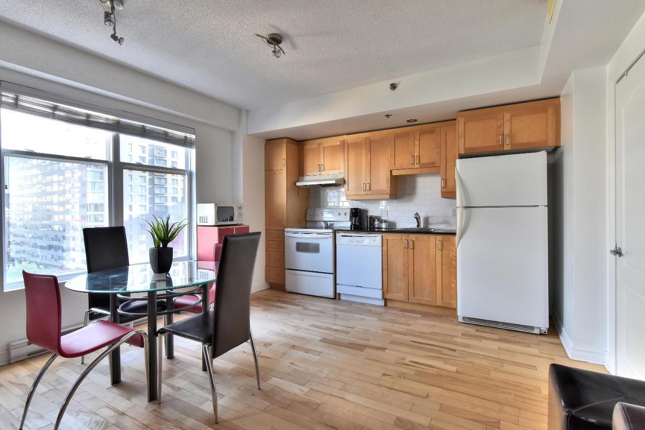 Place-Des-Arts Suites Монреаль Экстерьер фото