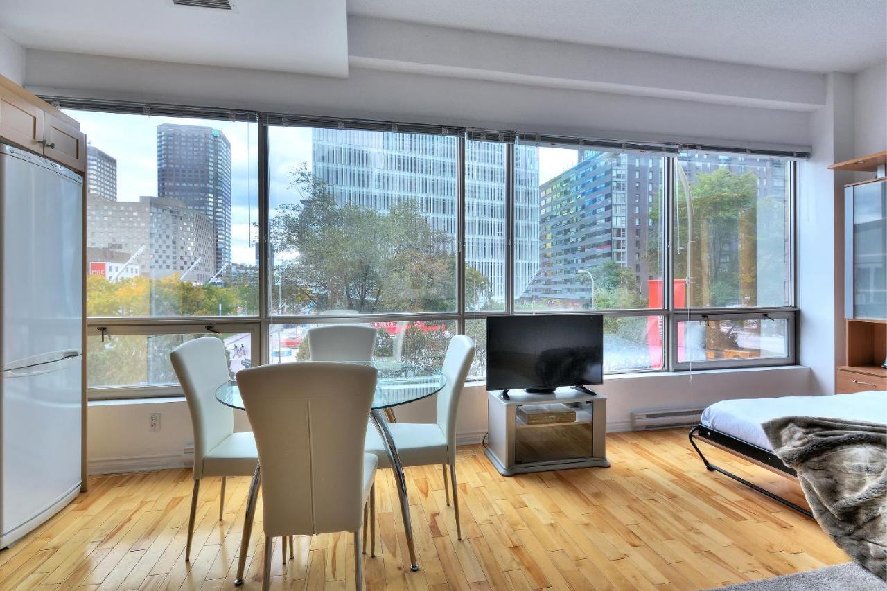 Place-Des-Arts Suites Монреаль Экстерьер фото