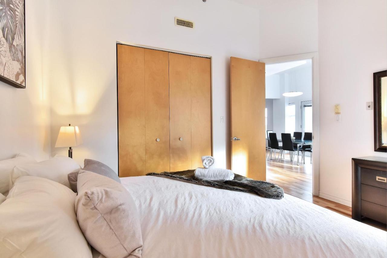 Place-Des-Arts Suites Монреаль Экстерьер фото