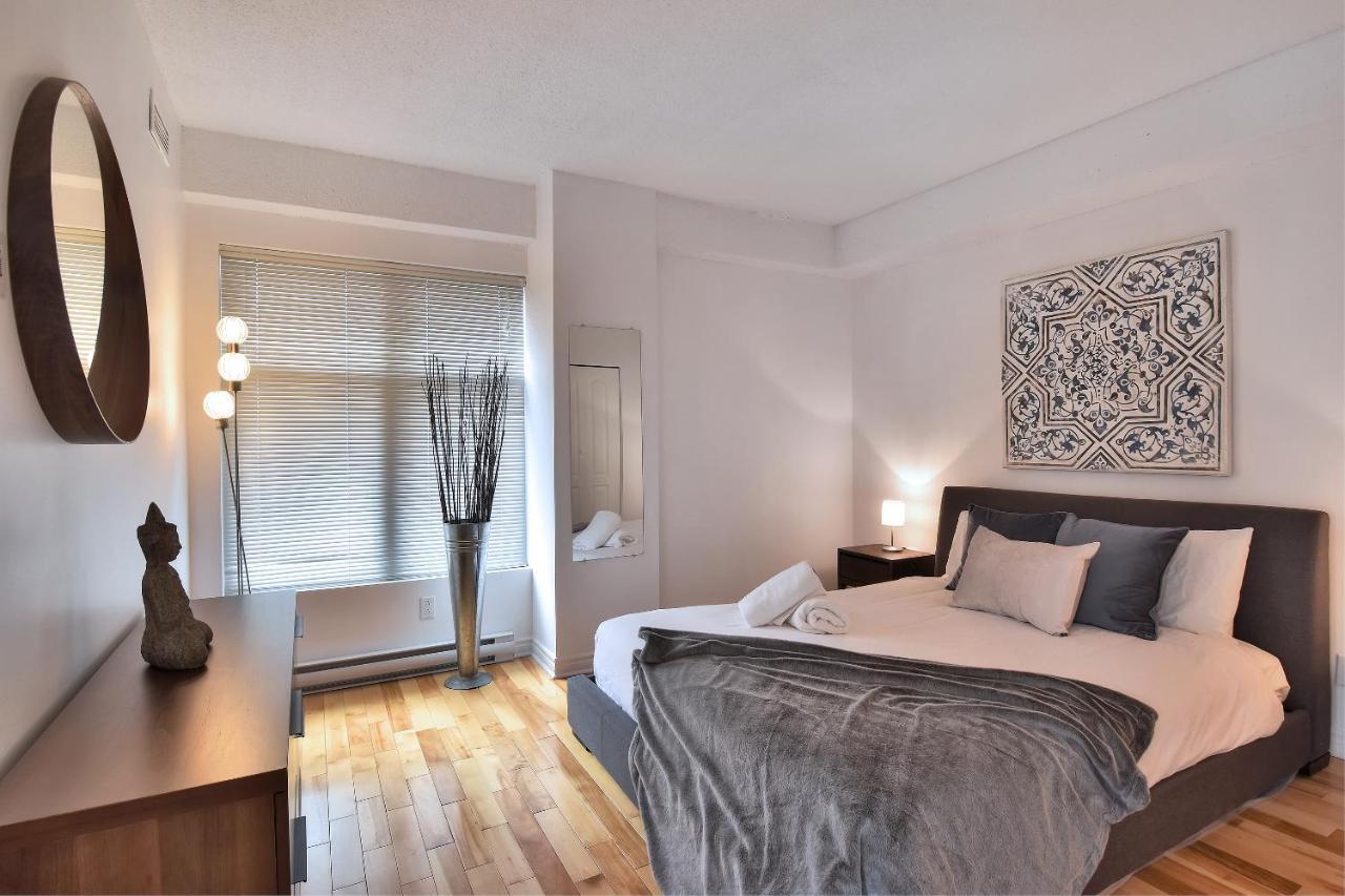 Place-Des-Arts Suites Монреаль Экстерьер фото